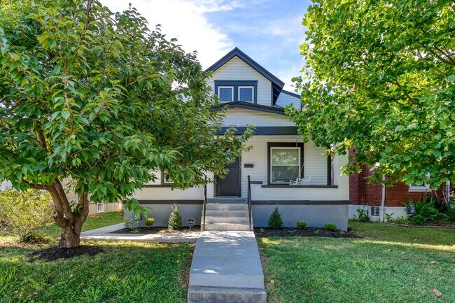 2103 Wrocklage Ave in Louisville, KY - Building Photo - Building Photo