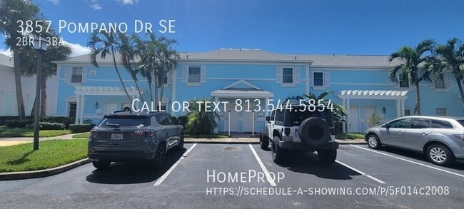 3857 Pompano Dr SE in St. Petersburg, FL - Building Photo - Building Photo