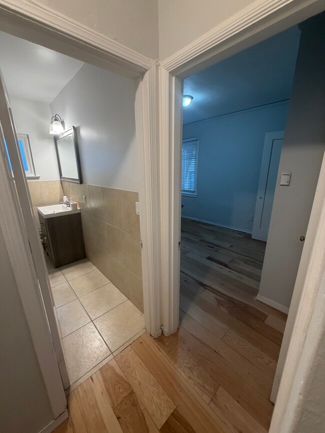 1914 6th Ave, Unit #2