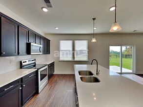 95 Pecan Dr in Dallas, GA - Building Photo - Building Photo