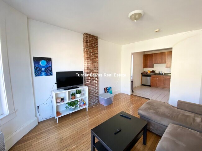 854 Huntington Ave, Unit 1 in Boston, MA - Building Photo - Building Photo
