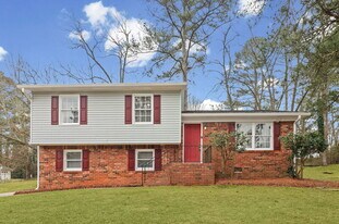 1697 Spoonbill Rd in Jonesboro, GA - Building Photo