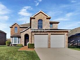 2844 S Serrano in Grand Prairie, TX - Building Photo