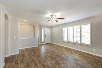 10898 W Alvarado Rd in Avondale, AZ - Building Photo - Building Photo