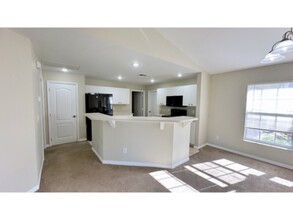 2816 NE 4th Pl in Cape Coral, FL - Building Photo - Building Photo