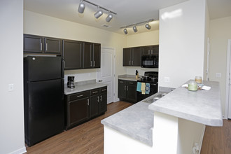 North Gate Apartments in Williston, ND - Building Photo - Interior Photo