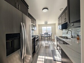 9214 W Pullman Ct in Mokena, IL - Foto de edificio - Building Photo