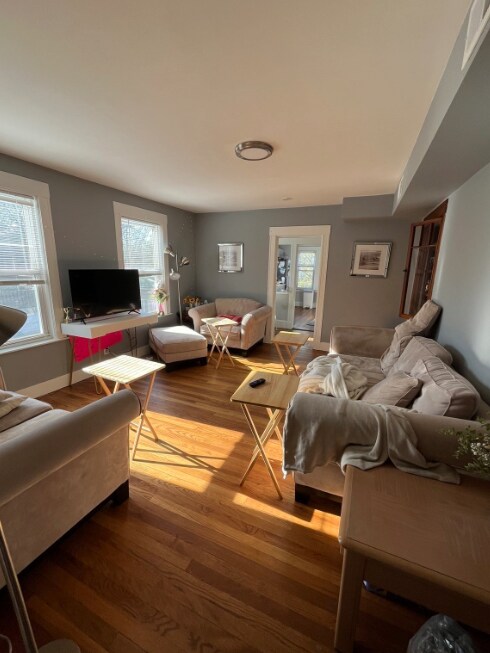 property at 874 E 4th St