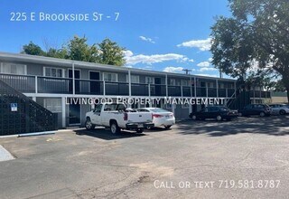 225 E Brookside St in Colorado Springs, CO - Building Photo - Building Photo