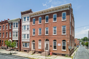 417-419 Walnut St Apartments