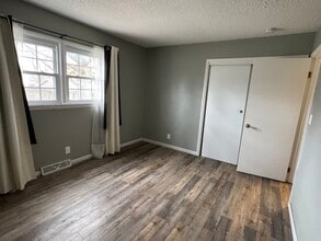 4611 Scott St in Davenport, IA - Building Photo - Building Photo