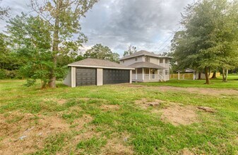 22311 Warwick Glen Dr in Montgomery, TX - Building Photo - Building Photo