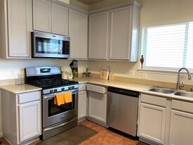 8138 Wooded Terrace Ln in Humble, TX - Building Photo