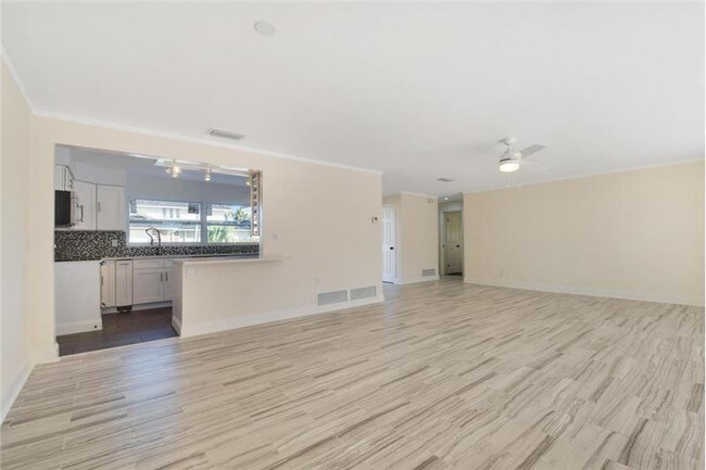1111 Powell Dr in West Palm Beach, FL - Building Photo - Building Photo