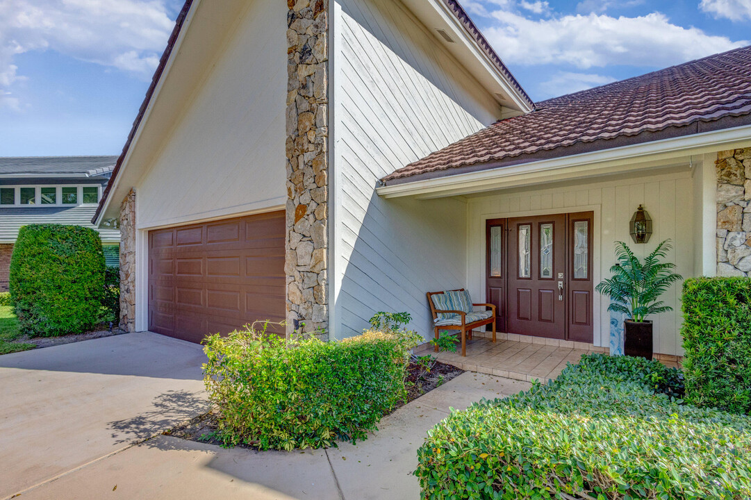 12870 La Rochelle Cir in West Palm Beach, FL - Foto de edificio