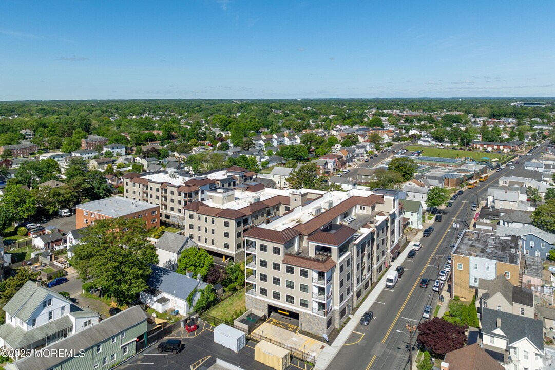 272 Willow Ave in Long Branch, NJ - Building Photo