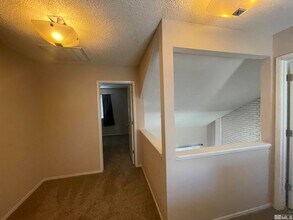 1900 E Minaret Cir in Reno, NV - Building Photo - Building Photo