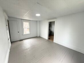 422 Prospect St in Sharon, PA - Building Photo - Building Photo