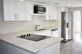 312 SW 1st St in Pompano Beach, FL - Building Photo - Building Photo