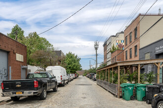 168 Beard St in Brooklyn, NY - Building Photo - Building Photo