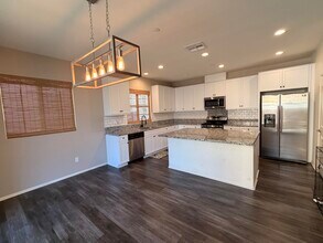 5348 N Alumni Ln in San Bernardino, CA - Building Photo - Building Photo