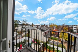 613 S 18th St in Newark, NJ - Building Photo - Building Photo