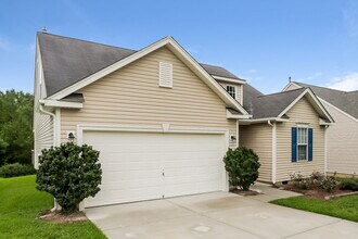 6754 Thistle Down Dr in Harrisburg, NC - Foto de edificio - Building Photo