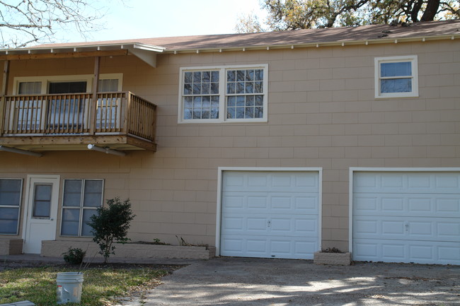 651 Us-59 in Goliad, TX - Building Photo - Building Photo