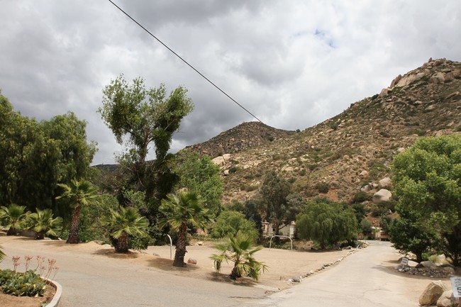 Barrett Lake Mobile Home Park in Jamul, CA - Foto de edificio - Other