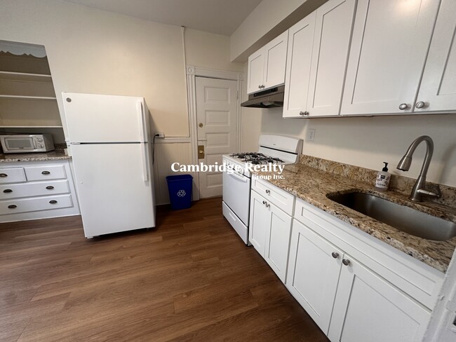 875 Massachusetts Ave, Unit 24A