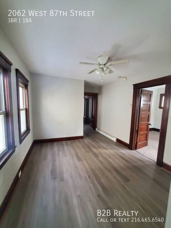 2062 W 87th St in Cleveland, OH - Foto de edificio - Building Photo