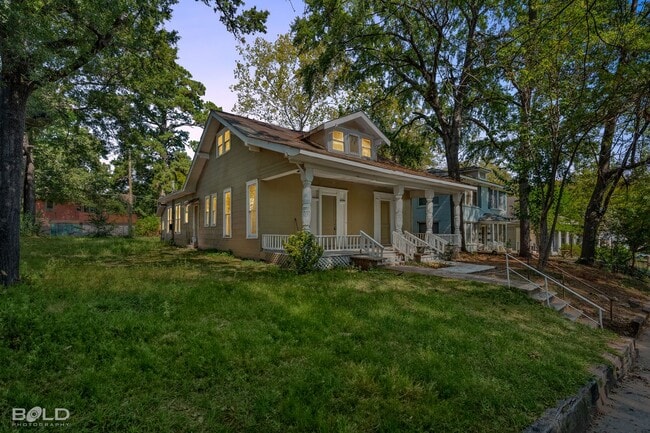 546 Dalzell St in Shreveport, LA - Building Photo - Building Photo