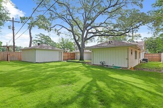 1707 Imperial Crown Dr in Houston, TX - Building Photo - Building Photo