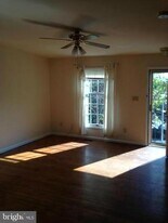 5003 9th St S in Arlington, VA - Building Photo