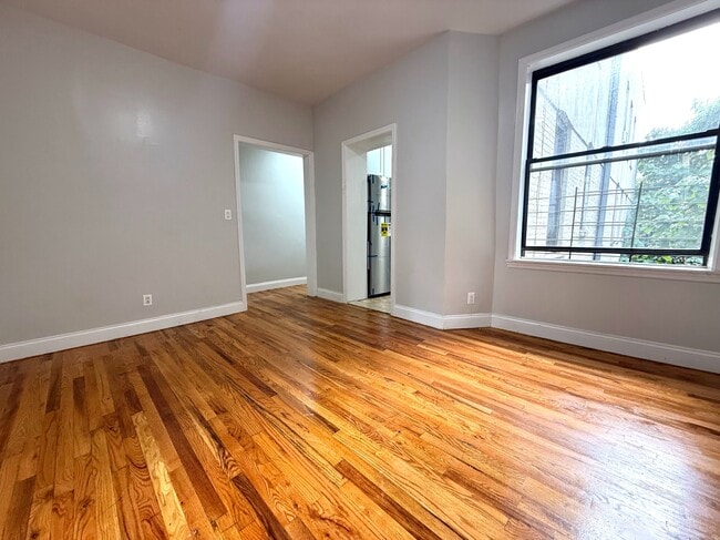 574 W 161st St in New York, NY - Building Photo - Building Photo