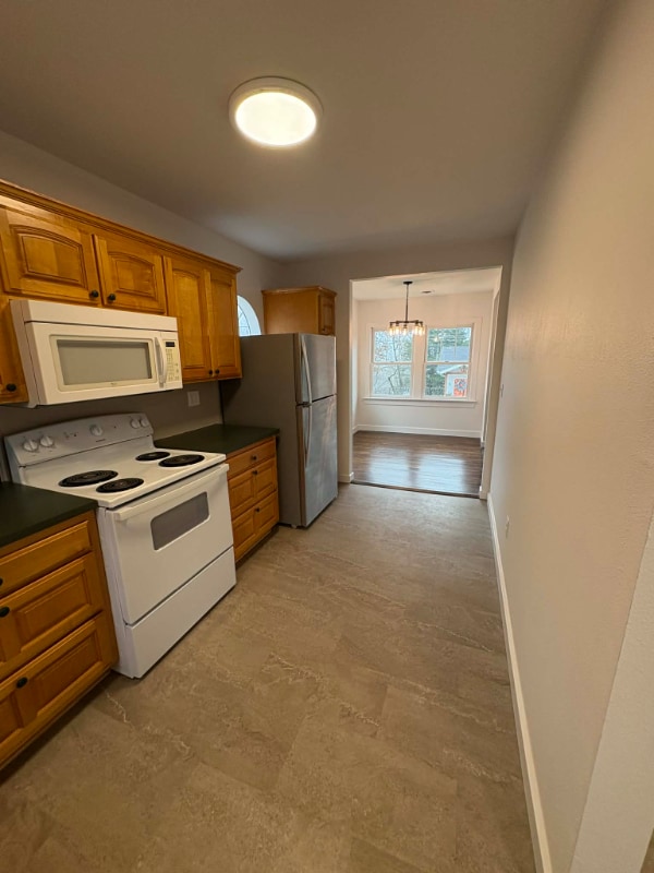 6 Prospect Ave in Eureka Springs, AR - Foto de edificio - Building Photo