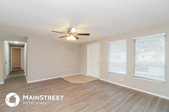 1316 Whispering Ln in Venice, FL - Building Photo - Building Photo