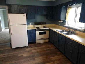 418 Walnut St in Luzerne, PA - Building Photo - Building Photo