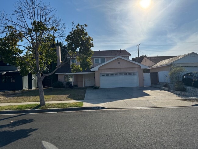 21821 Ladeene Ave in Torrance, CA - Building Photo - Building Photo