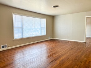 2225 S Dallas St in Fort Smith, AR - Building Photo - Building Photo