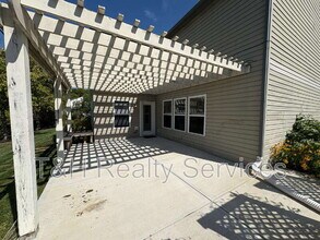 9014 Harrison Run Dr in Indianapolis, IN - Building Photo - Building Photo