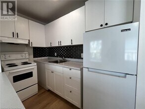 102 Greensides Ave in Toronto, ON - Building Photo - Building Photo