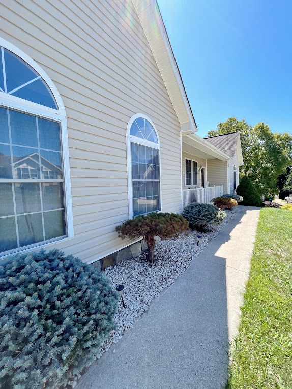 1655 Briarcrest Dr in Rockingham, VA - Foto de edificio - Building Photo