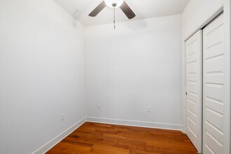 Meridia Lifestyles in Linden, NJ - Foto de edificio - Interior Photo