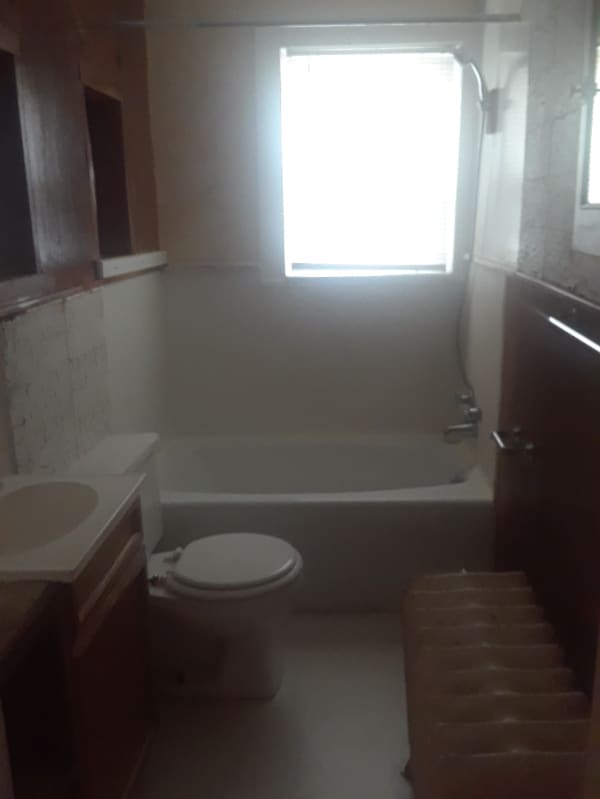 1411 Gary St in Columbia, MO - Foto de edificio - Building Photo