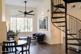 1701 E Colter St in Phoenix, AZ - Building Photo