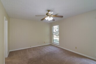 463 Larkwood Dr in Montgomery, AL - Foto de edificio - Building Photo