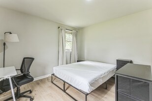 2265 Wildwood Dr in Clarksville, TN - Building Photo