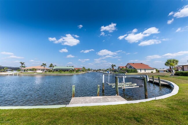 2572 Brazilia Ct in Punta Gorda, FL - Building Photo - Building Photo