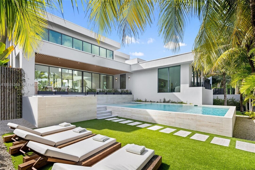 773 NE 77th Terrace in Miami, FL - Building Photo